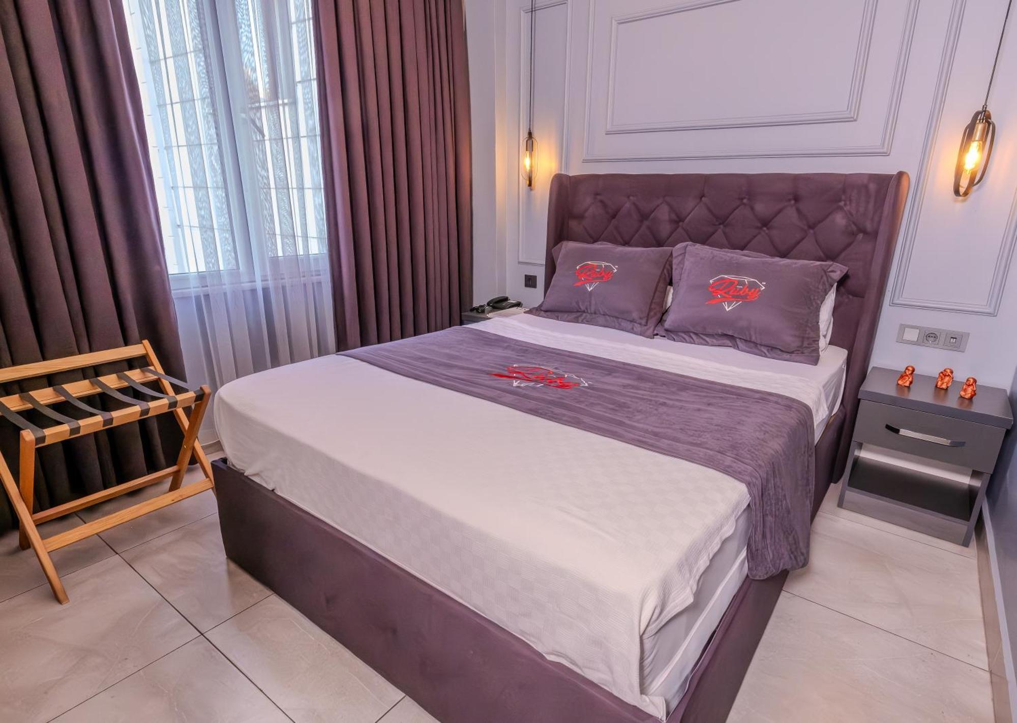 Ruby Hotel Стамбул Экстерьер фото
