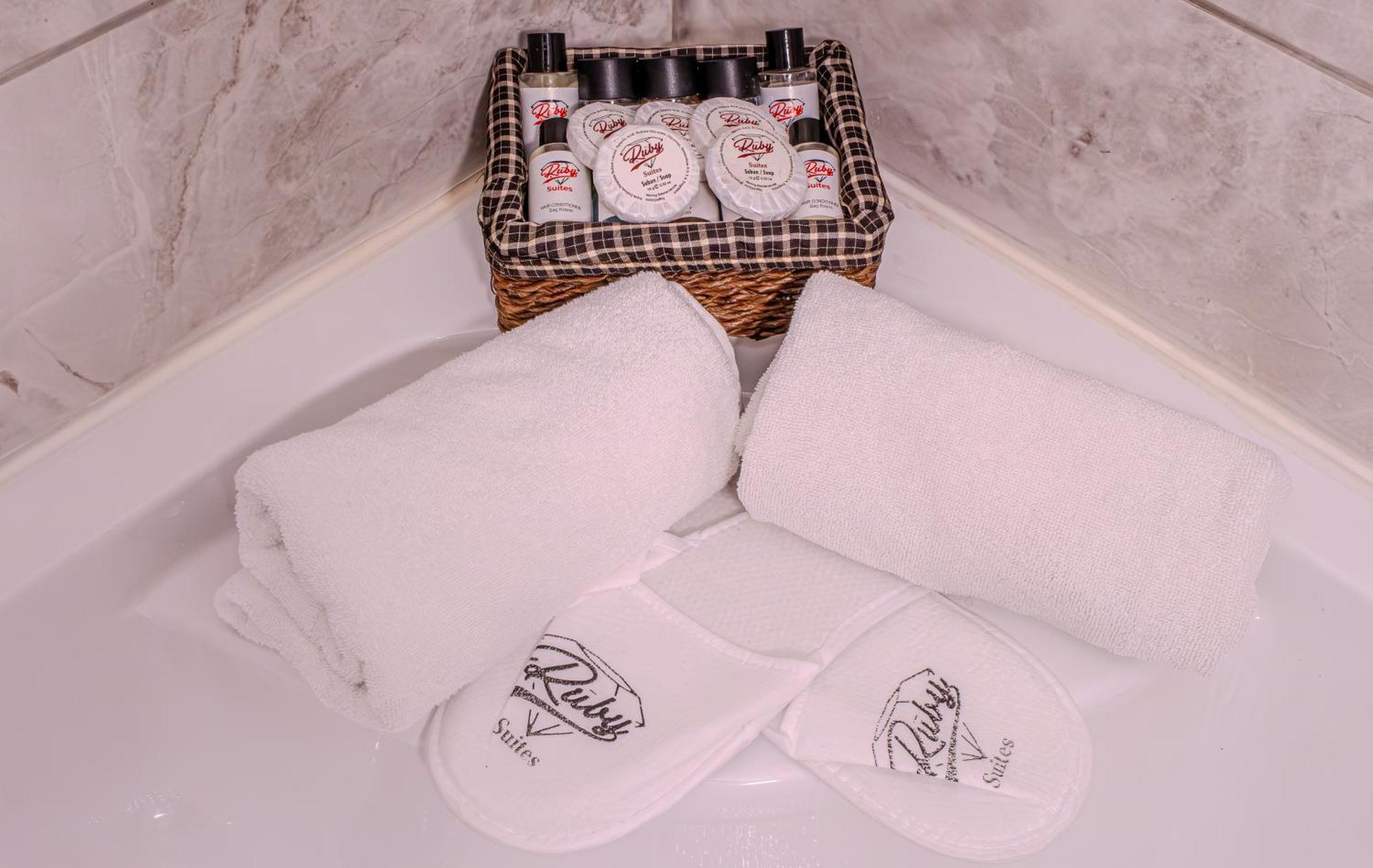 Ruby Hotel Стамбул Экстерьер фото